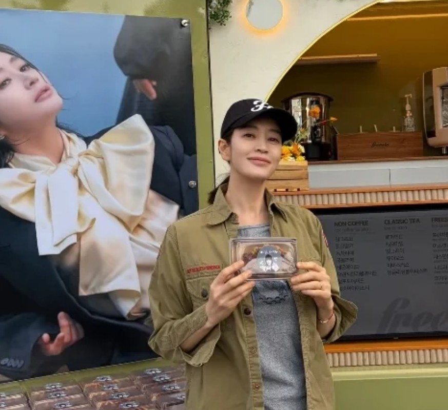 김혜수 한효주