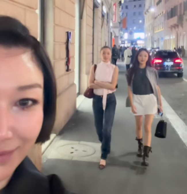 변정수 밀라노서 두 딸 자랑