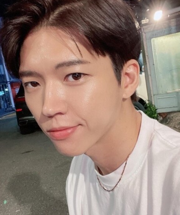 남우현